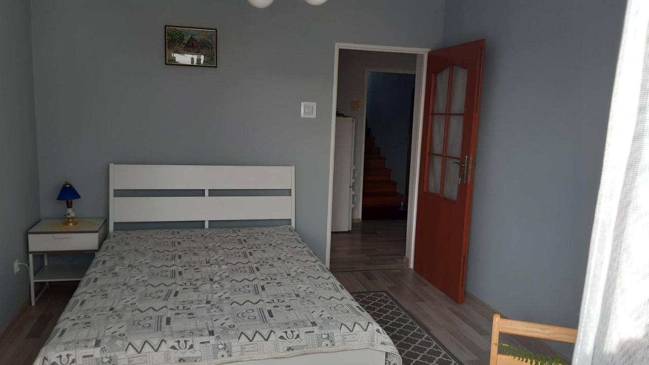 U Danusi - Pokoje Do Wynajecia Solec Zdroj Exterior photo